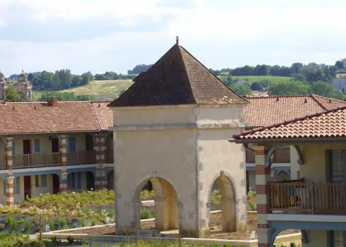 Charmant Appartement Dans Residence Neuve - 5 Places